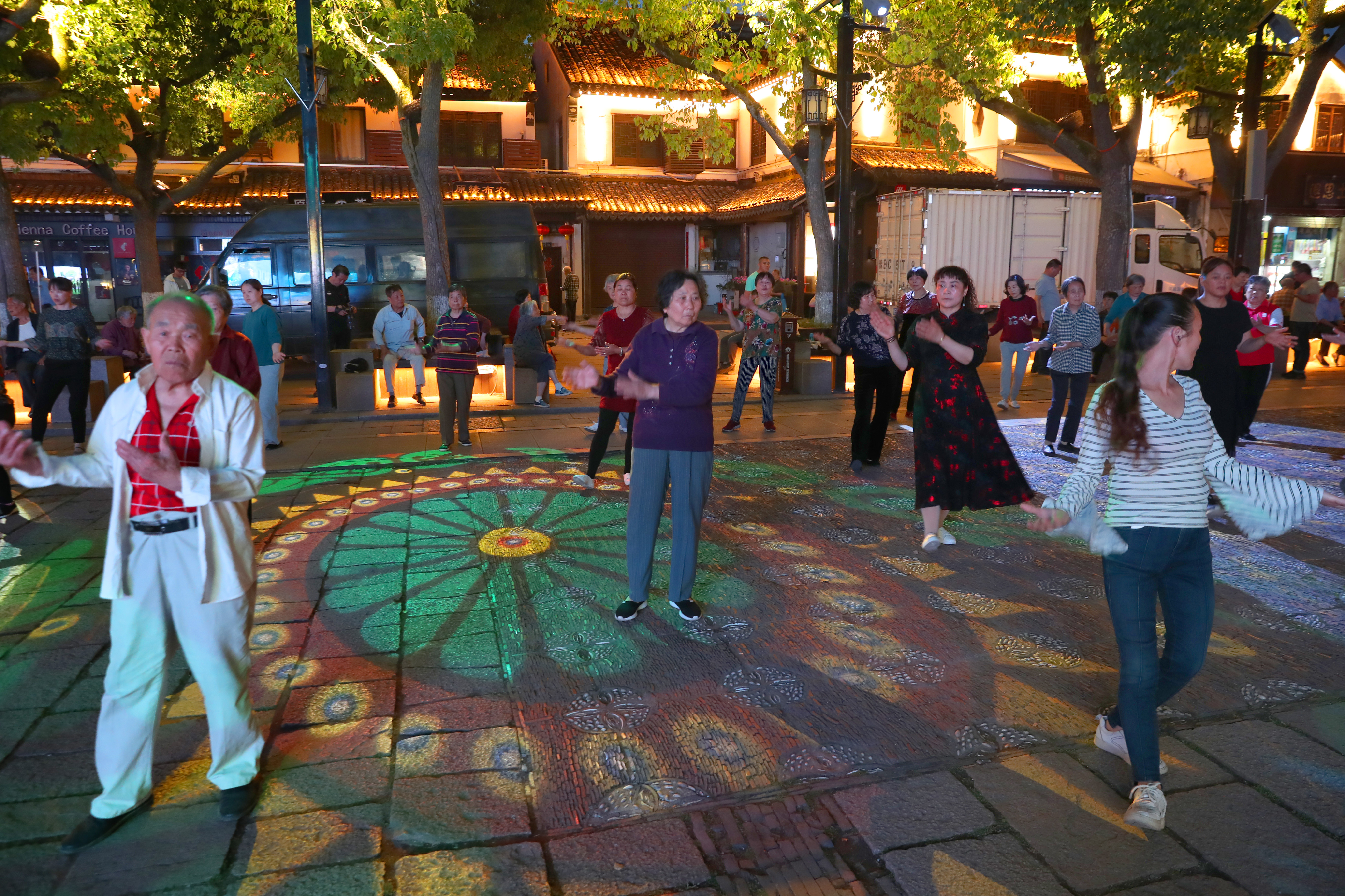 江南水乡古镇同里美景视频,同里古镇是世界文化遗产吗