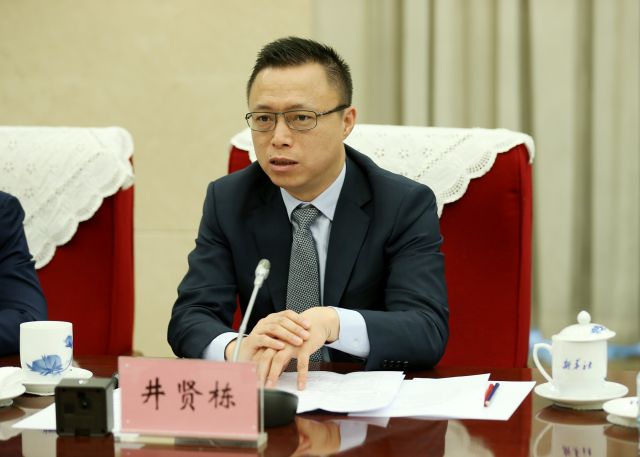 马云虽然已退出，但阿里董事会依旧很强，其中一位还是副国级