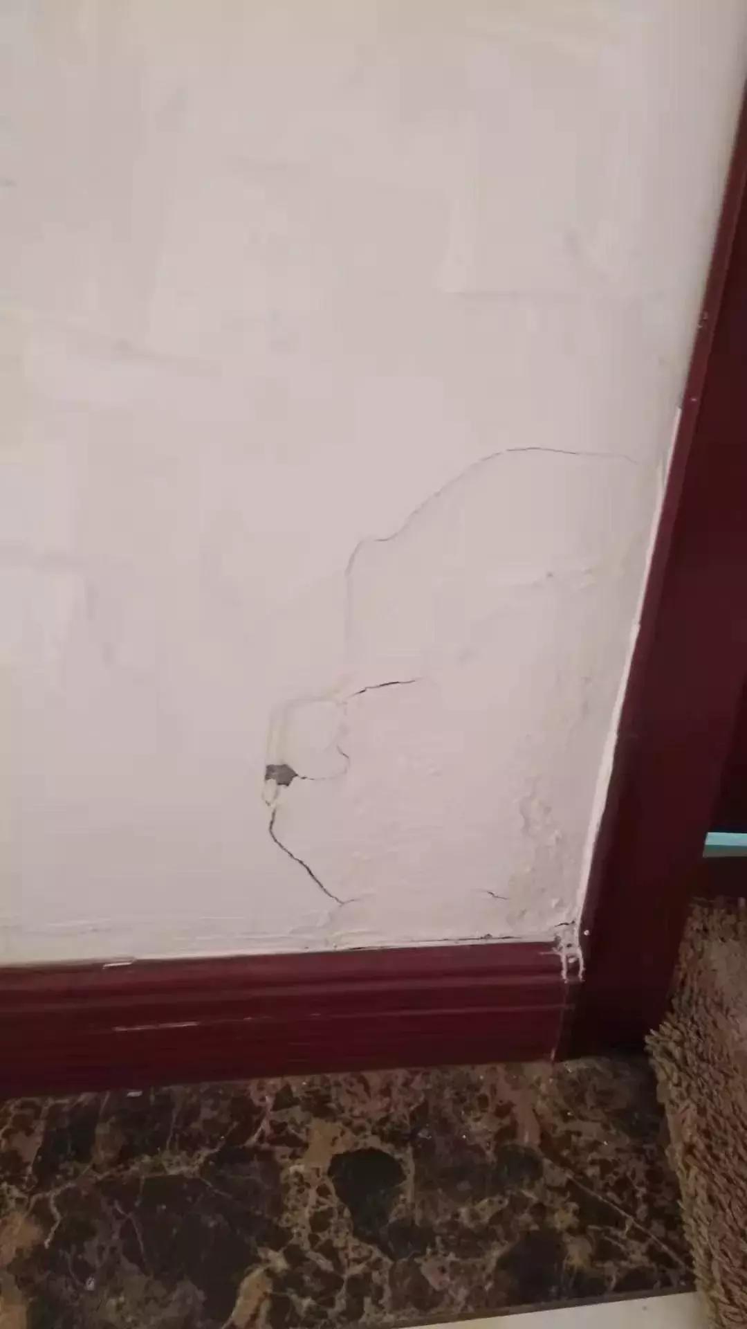 即墨伴山蓝庭一梯一户吗,即墨伴山蓝庭顶楼带阁楼