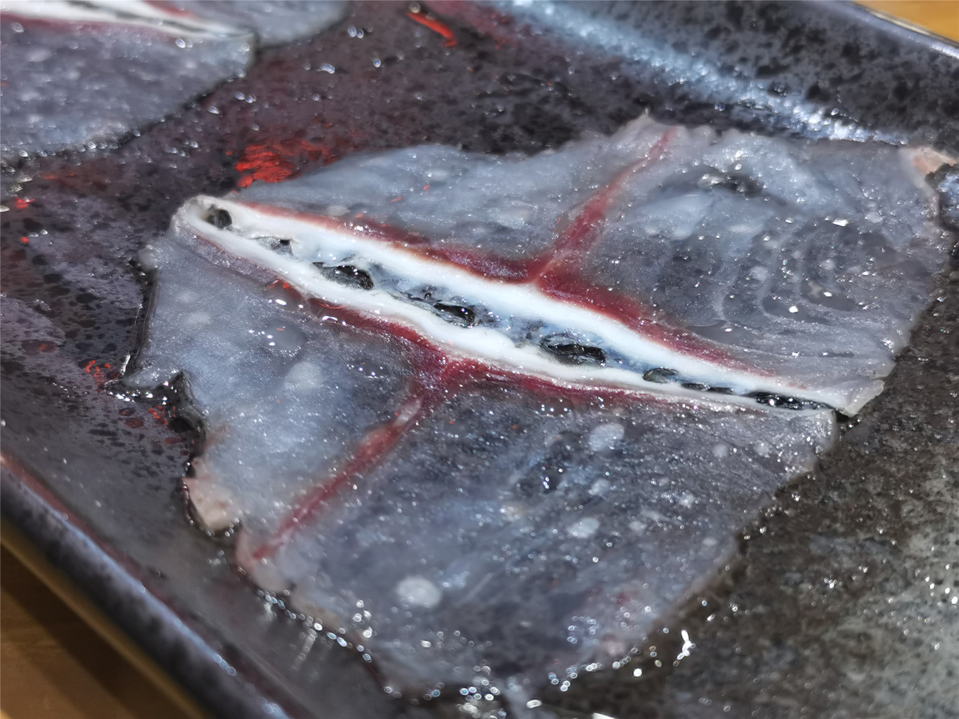 探店牛肉火锅老板,大连斑鱼火锅老板娘