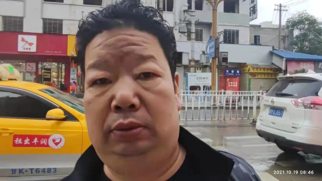 陇南行人闯红灯,陇南市行人闯红灯