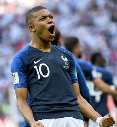 足坛绝代双骄的时代永不落幕,足坛绝代双骄