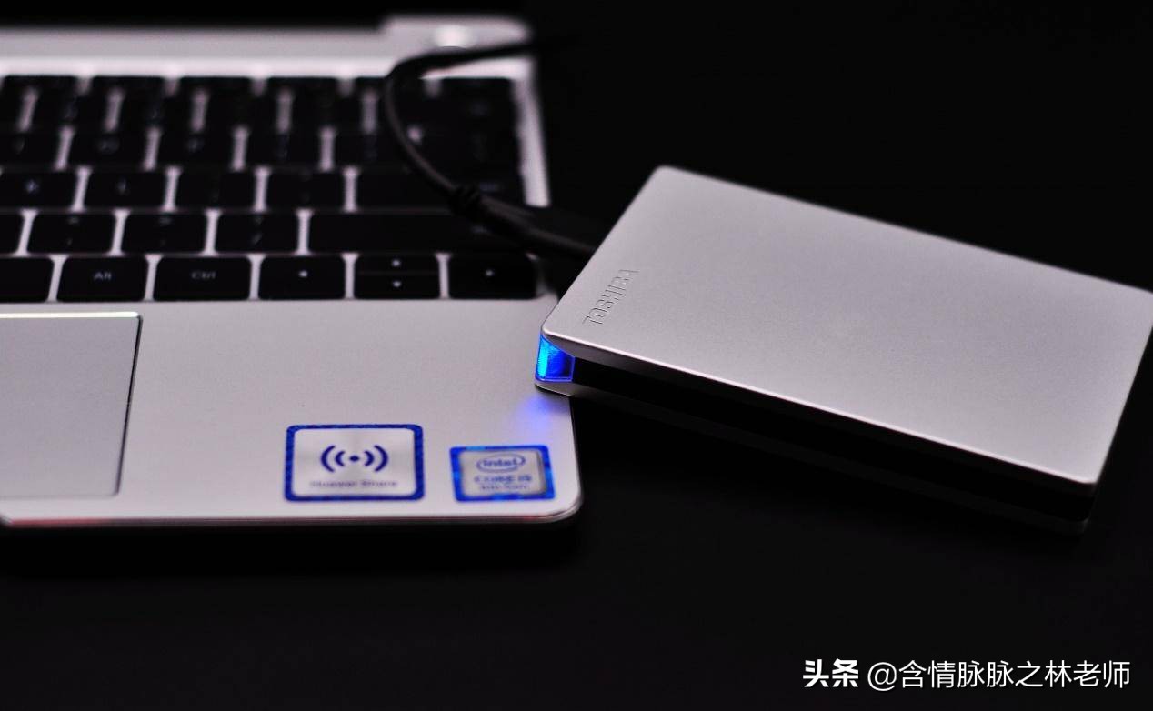 颜值在线，小巧能打，TOSHIBASlim移动硬盘使用体验