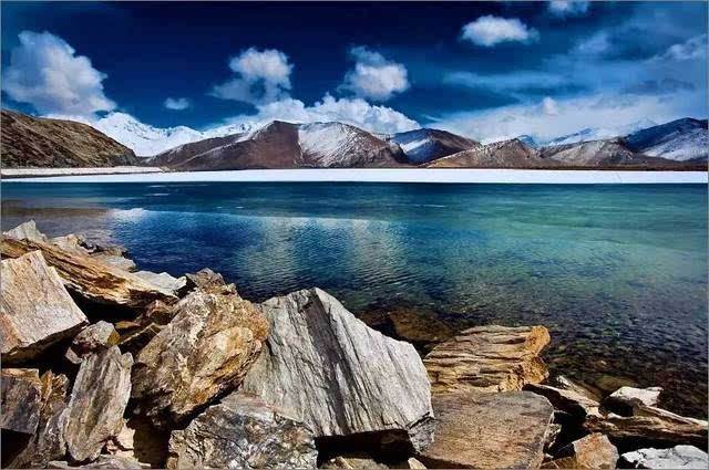 新疆的七八月份,七八月份新疆适合去哪