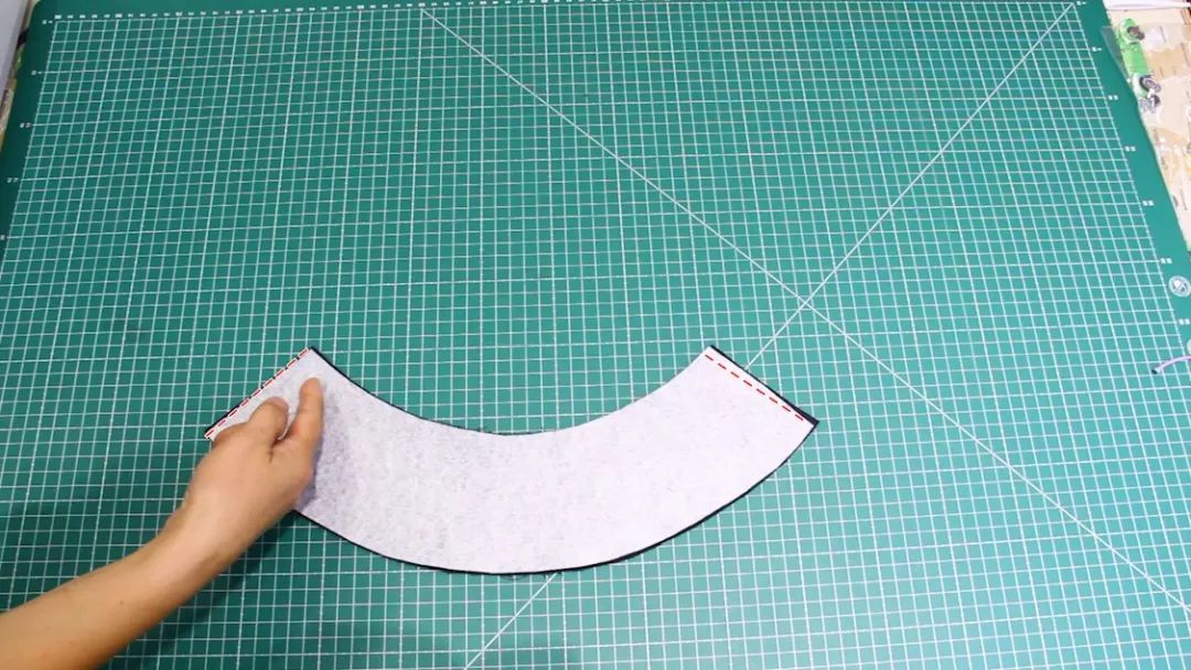 渔夫帽简单日常搭配,渔夫帽要怎么搭配才好看