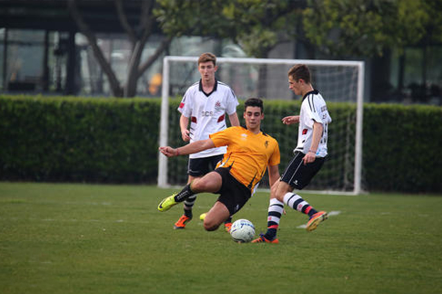 跑位的正确方法与技巧野球场,野球场错误跑位