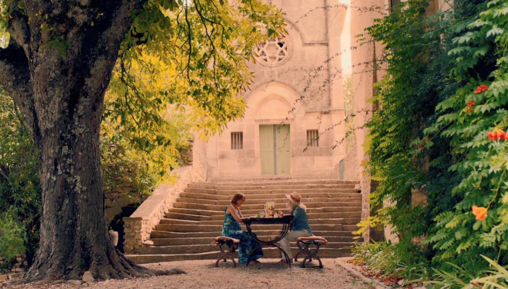 卷福《梅尔罗斯》,用一生治愈童年,论残暴的原生家庭之恶