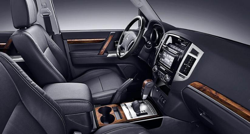 丰田普拉多价格最低的一款,丰田普拉多硬派越野车