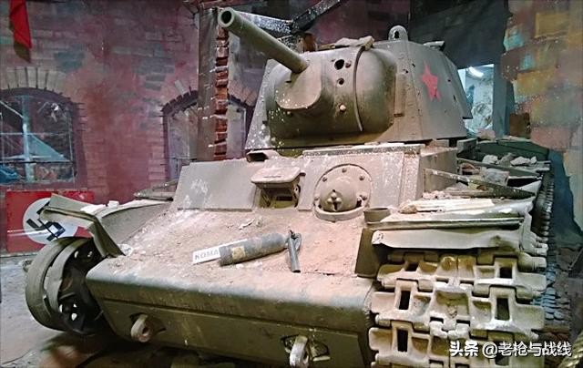 苏联KV系列重型坦克量产型号的演变和识别