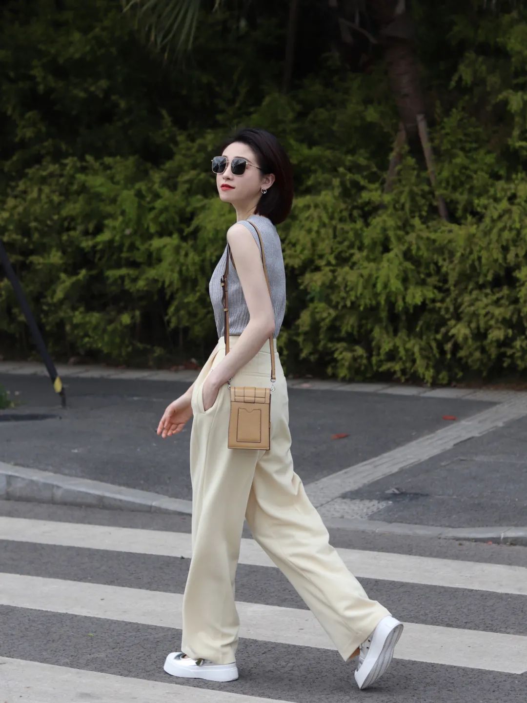 微胖女生的100个技巧,微胖女生显瘦攻略