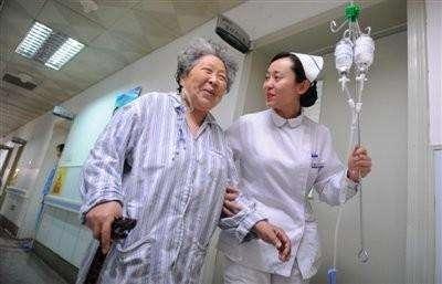 糖皮质激素软膏是怎样治疗湿疹的,吡美莫司乳膏治湿疹多久能见效