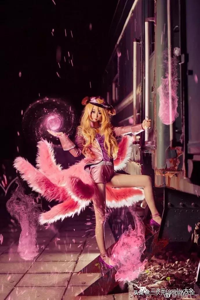 英雄联盟阿狸女团皮肤cos,阿狸偶像歌手cos