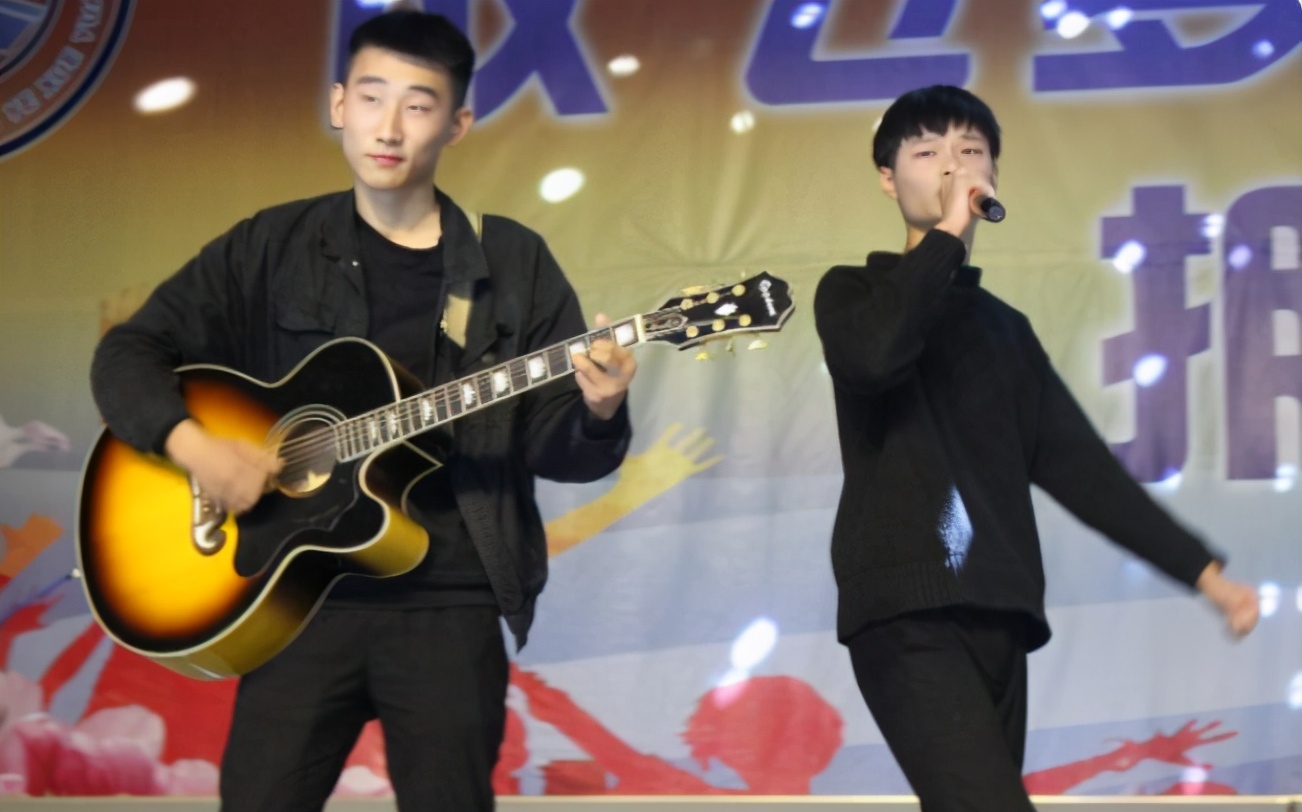 大一新生如何对待学生会工作,学生会工作任务较多如何解决