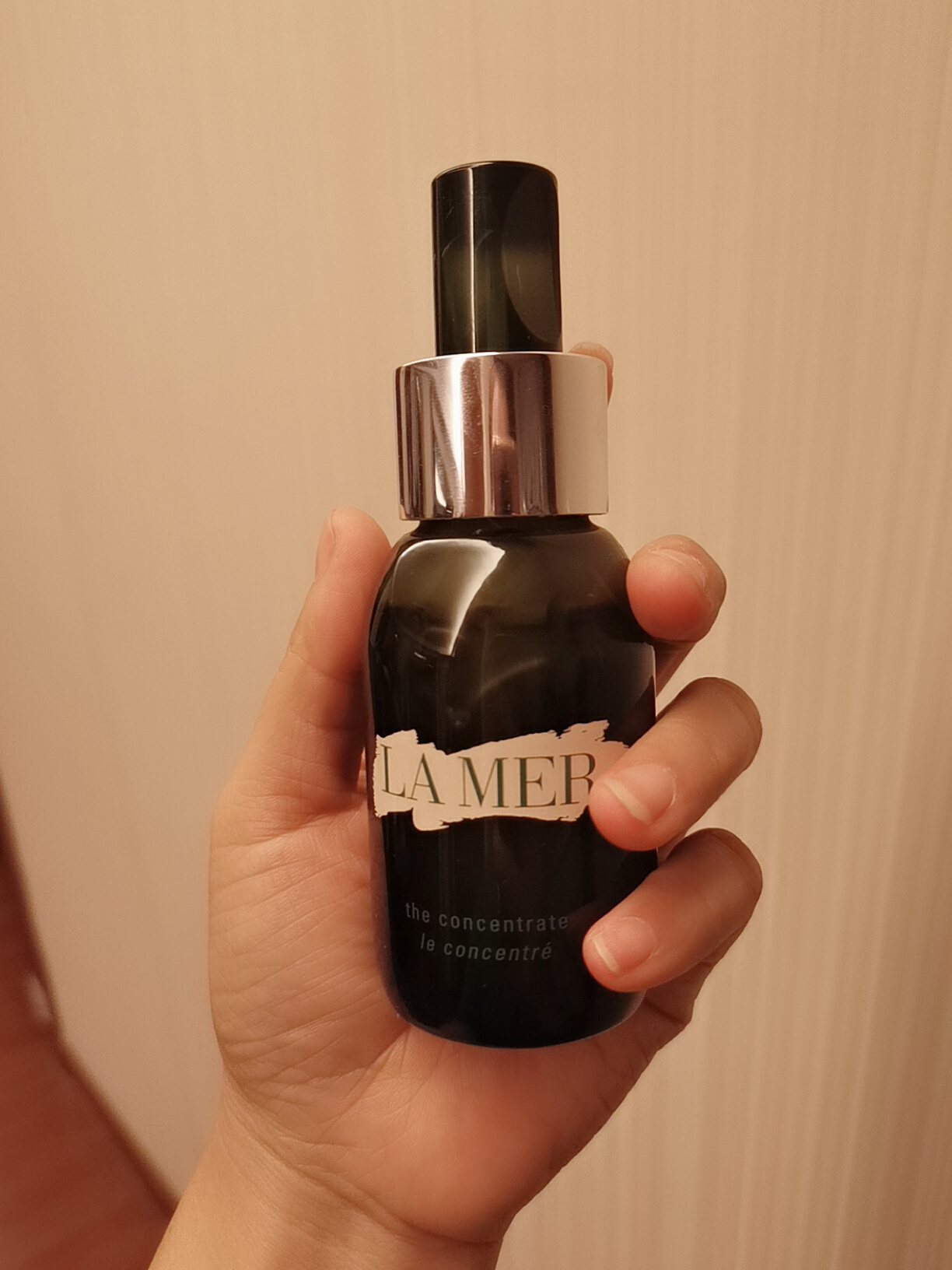 海蓝之谜浓缩修护精华修复红血丝,海蓝之谜的修护精华有蜂蜜的味道