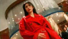 他白手起家逆袭巨富，还娶到了全香港男人的“欲望”