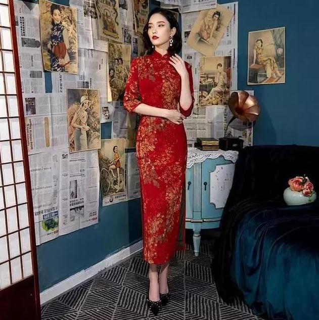 旗袍可以诠释各种美,风姿绰约温婉优雅的旗袍美女