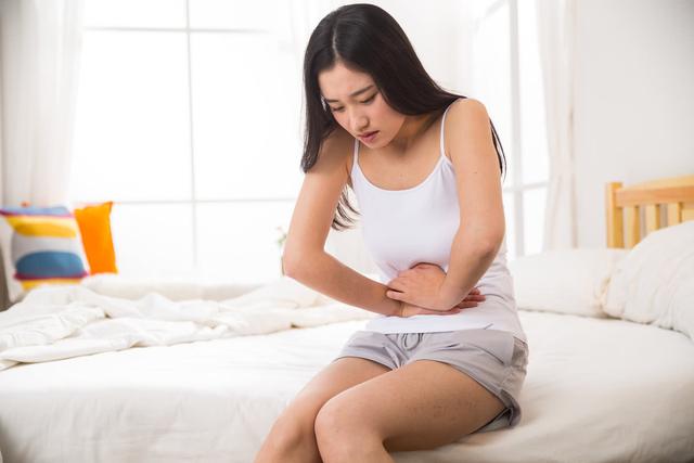 月经量少是什么原因怎么改善,女性月经量少的预兆