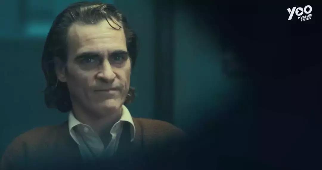 小丑第一段完整版,小丑首秀完整版