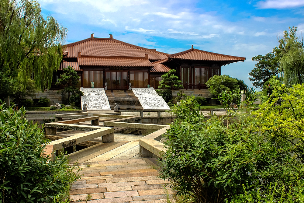 黄浦江是上海的母亲河全长114公里,上海母亲河黄浦江发源于哪个湖