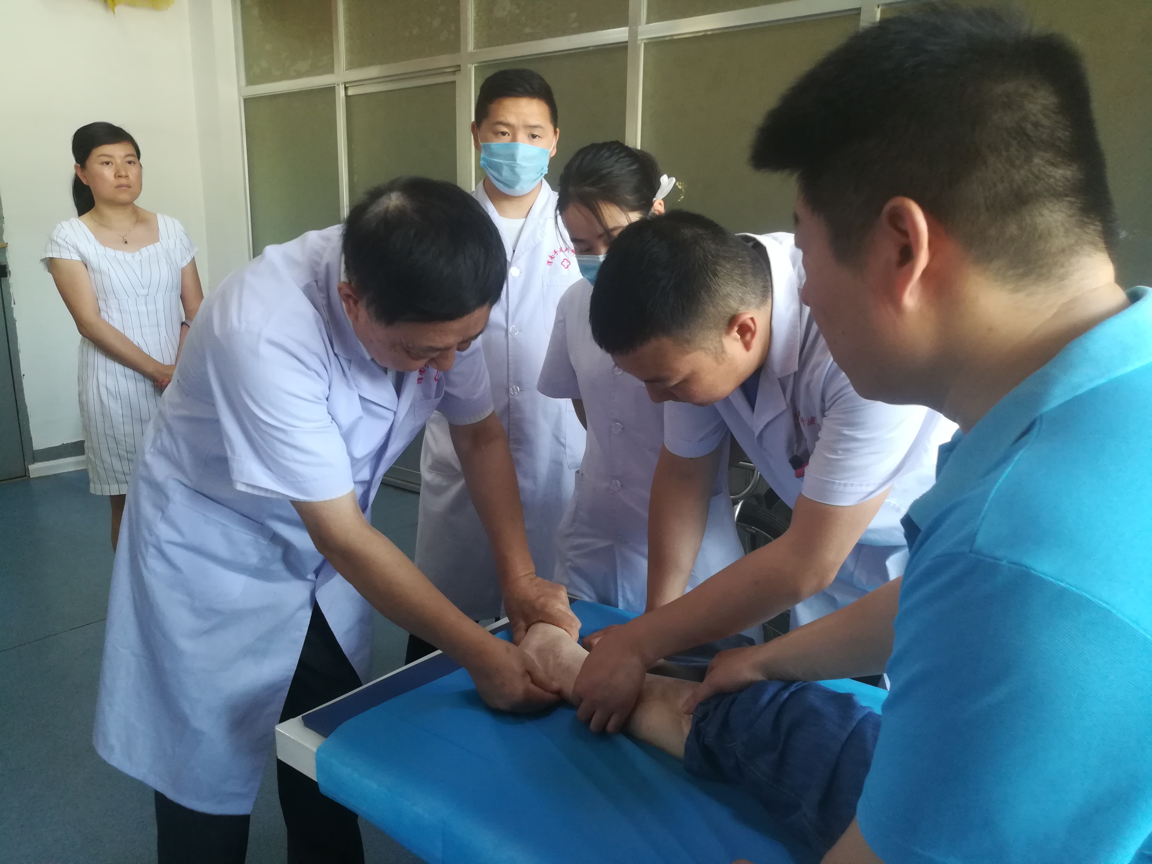 临渭区医院王正义,足踝外科王正义