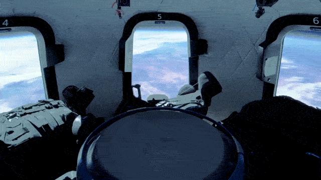 贝索斯看地球,贝佐斯登月球