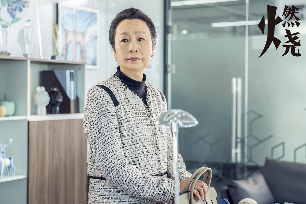 燃烧vss,燃烧泰坦和征服者