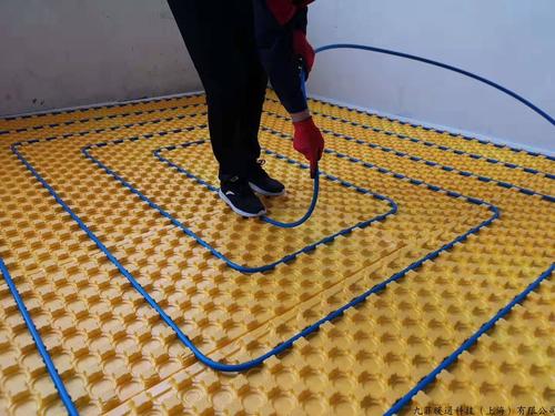 地暖坏了怎么维修能质保多少时间,地暖吹水和地暖清洗是一回事吗