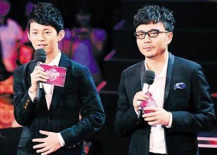 真正高情商的人是怎么聊天的,高情商的人都会在这4件事上装傻