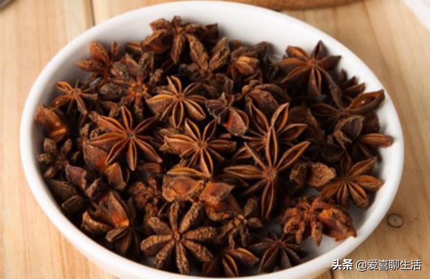 假八角和真的八角有什么区别,八角有毒的鉴别方法