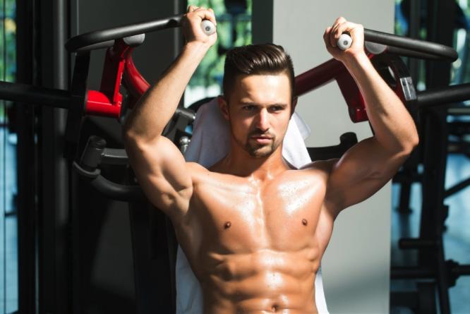 腹肌不对称可以用哪几个健体动作,一个动作让你的腹肌更明显