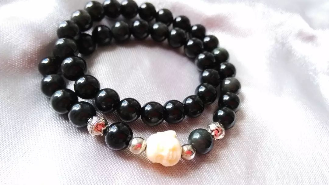 黑曜石不是纯黑色的是真的吗,黑曜石不同产地