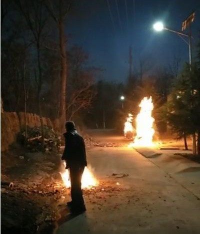 让燎疳的篝火点燃生活的激情