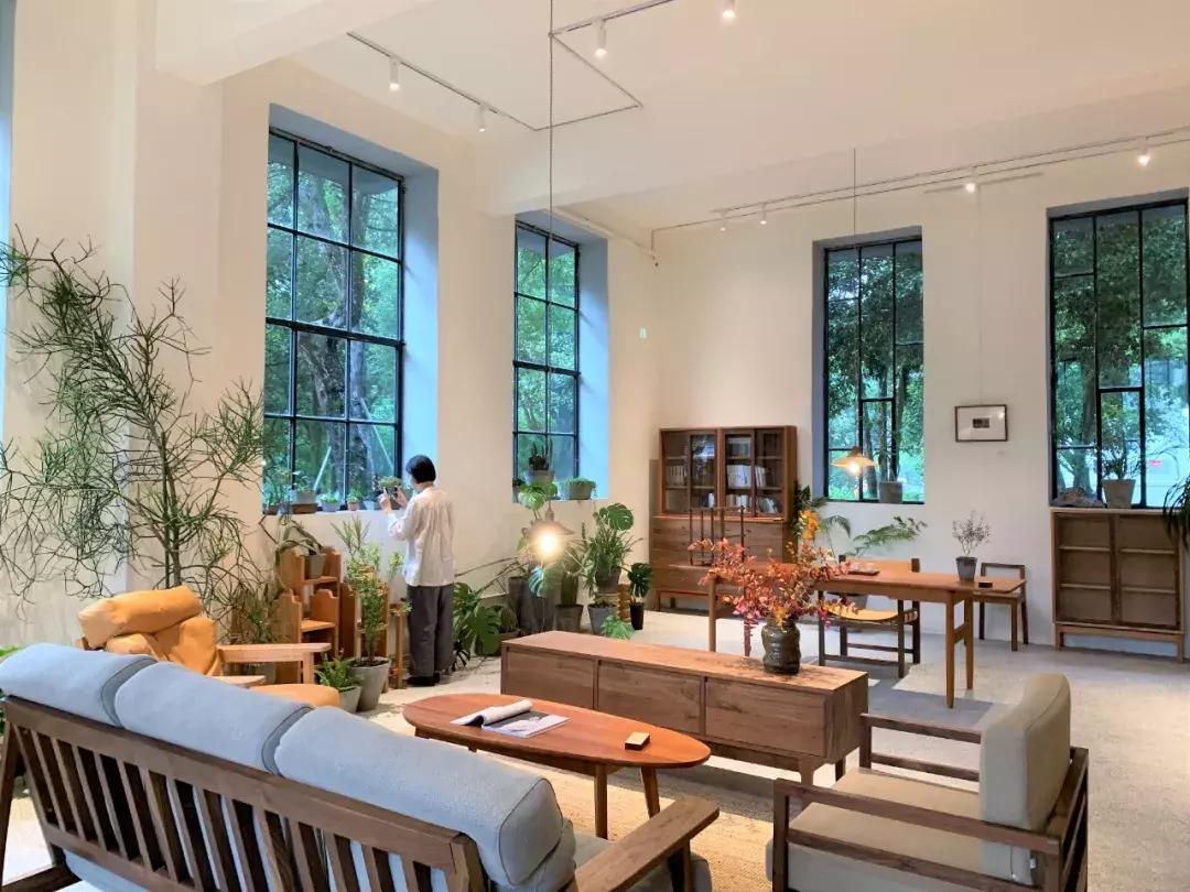 旧厂房改造文创园,淄博文创集市旧厂房改造陶艺