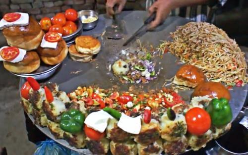 印军士兵天天吃不饱饭,新兵不爱吃米饭怎么办