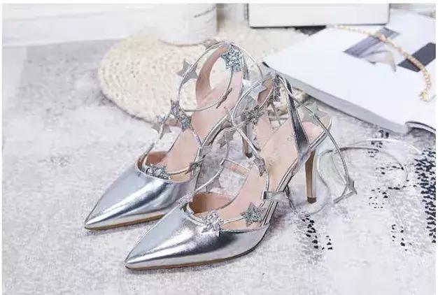 这几种凉鞋千万别给孩子穿,五种凉鞋不能扔