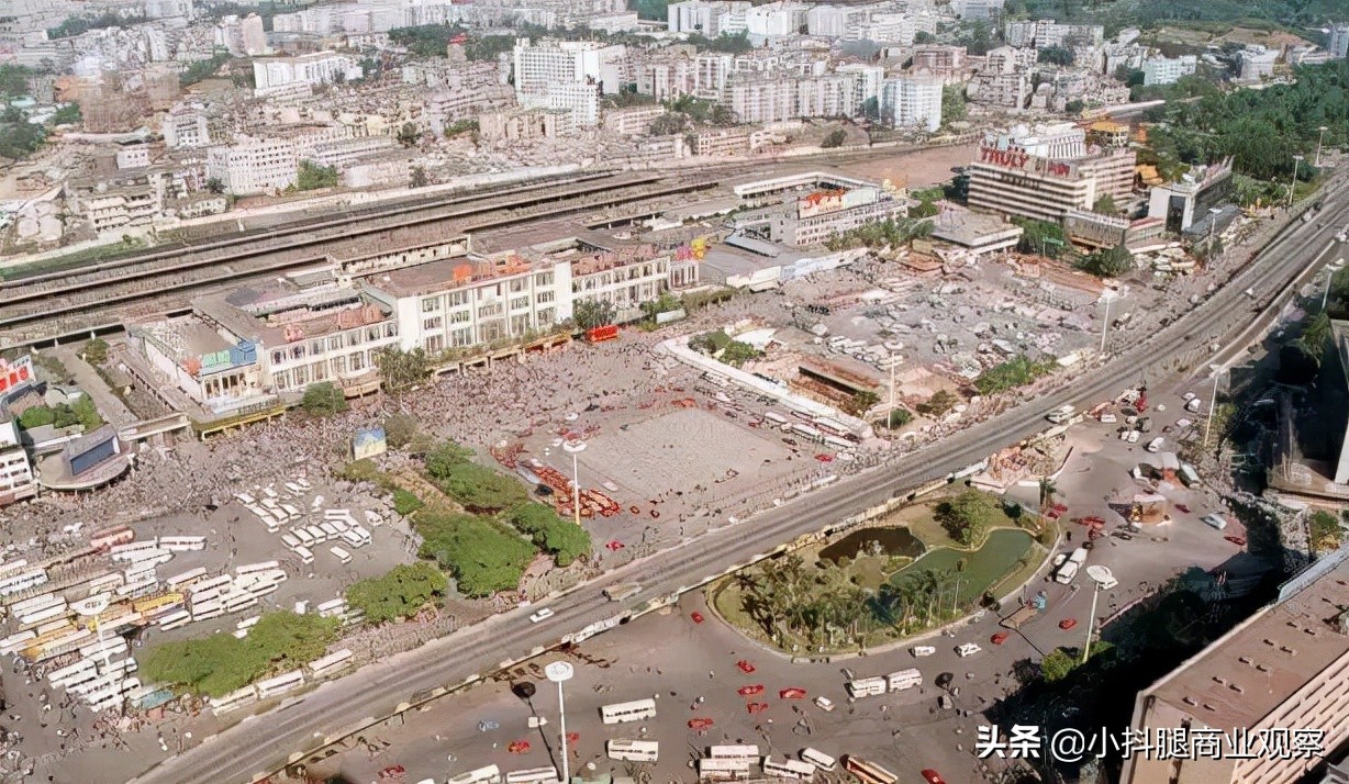 许家印发家史视频完整版,许家印发家之路共用几年时间