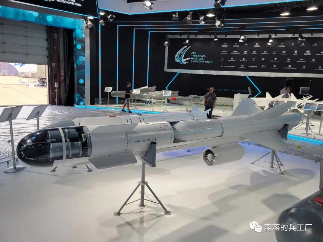 俄最新型空地导弹展示,kh-59mkm空射巡航导弹