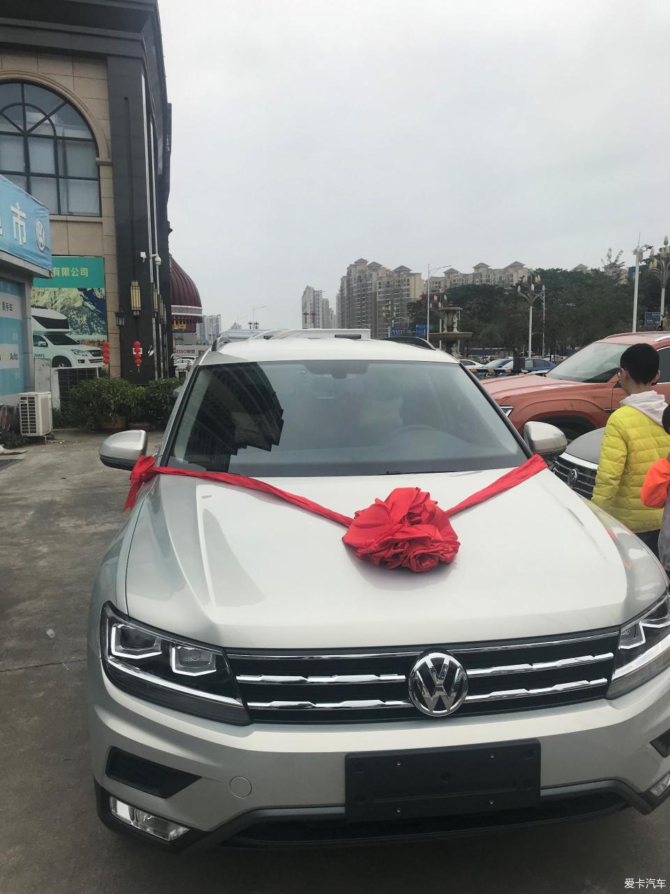 途观l和荣放rav4纪念版哪个好,放弃crv丰田荣放果断选择奇骏