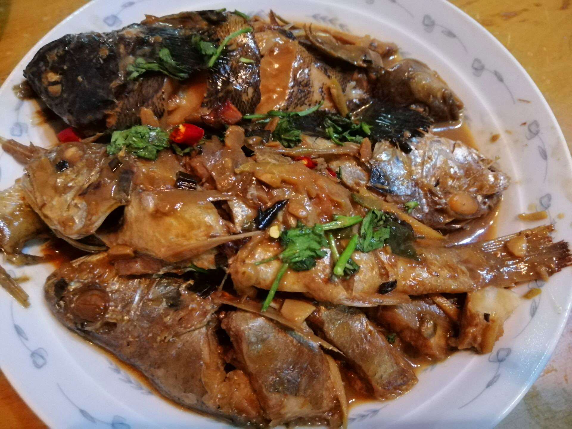 我家吃鱼从来不买，海边姑娘做”鱼“有绝招，吃一次忘不了，香