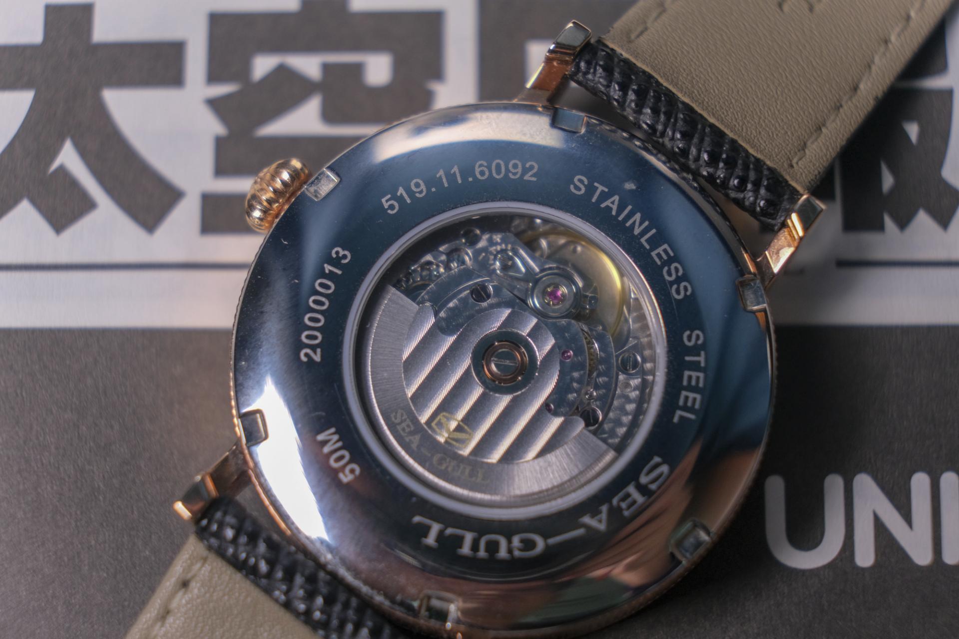 海鸥月相文创礼盒龙年,海鸥月相腕表文创礼盒