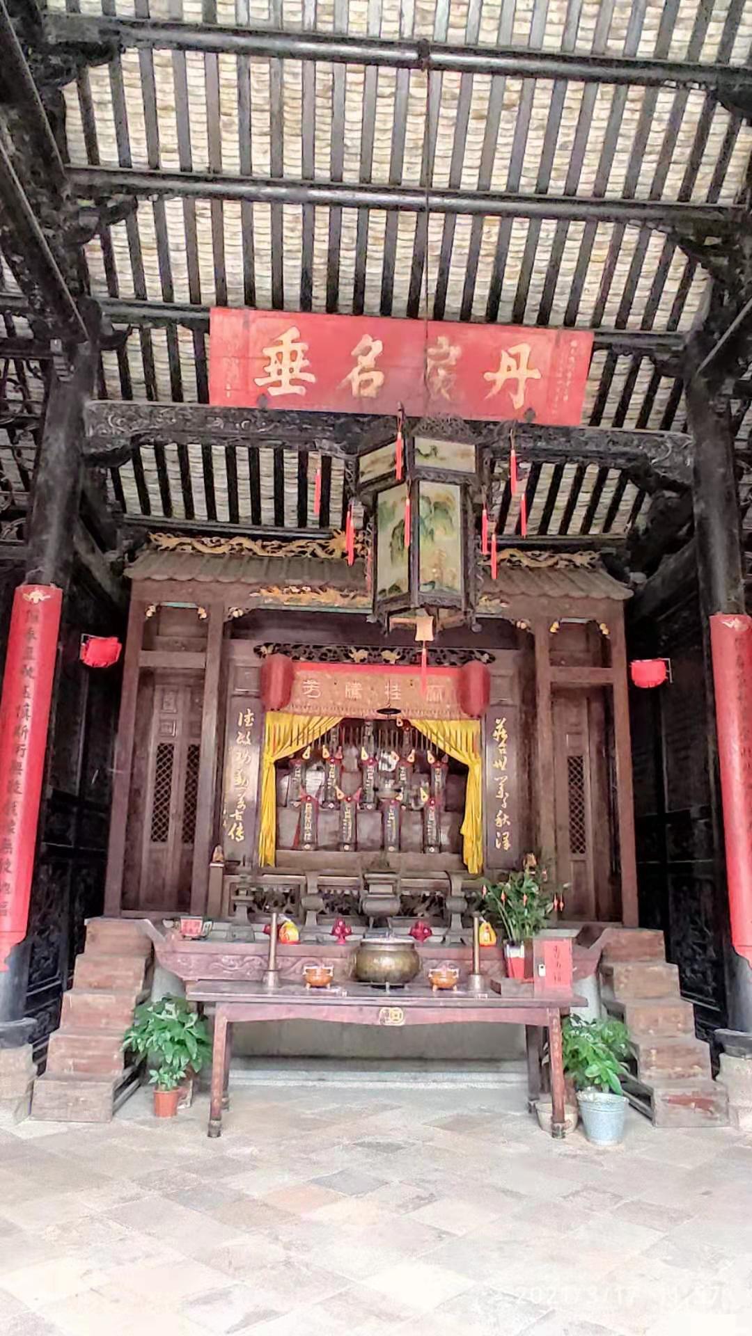 走访“平地黄”,睇大宗祠“花堂”