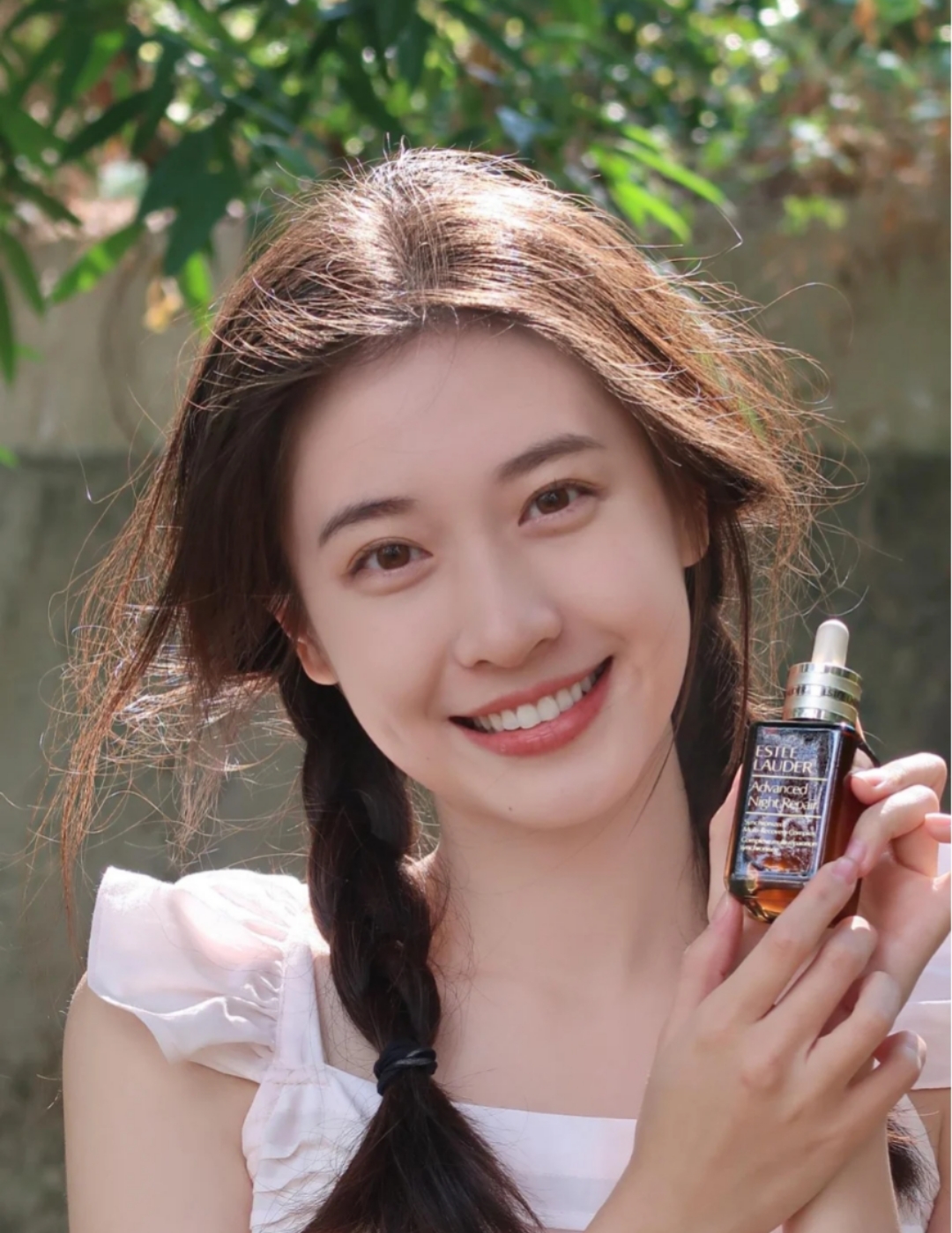 兰蔻小棕瓶和雅诗兰黛小黑瓶区别,兰蔻小黑瓶和雅诗兰黛小棕瓶差别