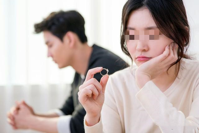 29岁海归单亲妈妈国内征婚,29岁海归女带混血娃征婚后续