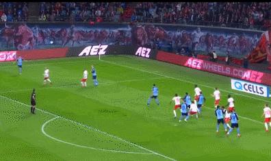 浅谈|法国中卫新星乌帕梅卡诺:身体对抗出色,拦截解围能力强