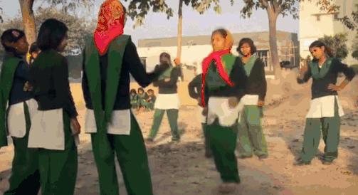 他掀起的姨妈巾革命，拯救了亿万印度女性！