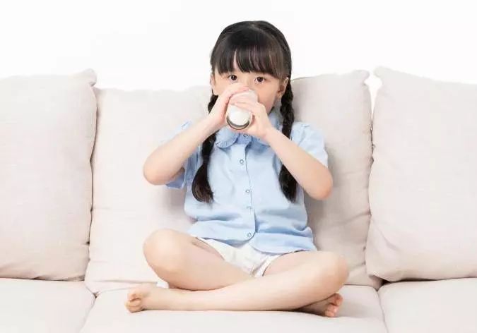 宝宝发烧的正确的退烧方法,宝宝发烧怎么退烧的小妙招