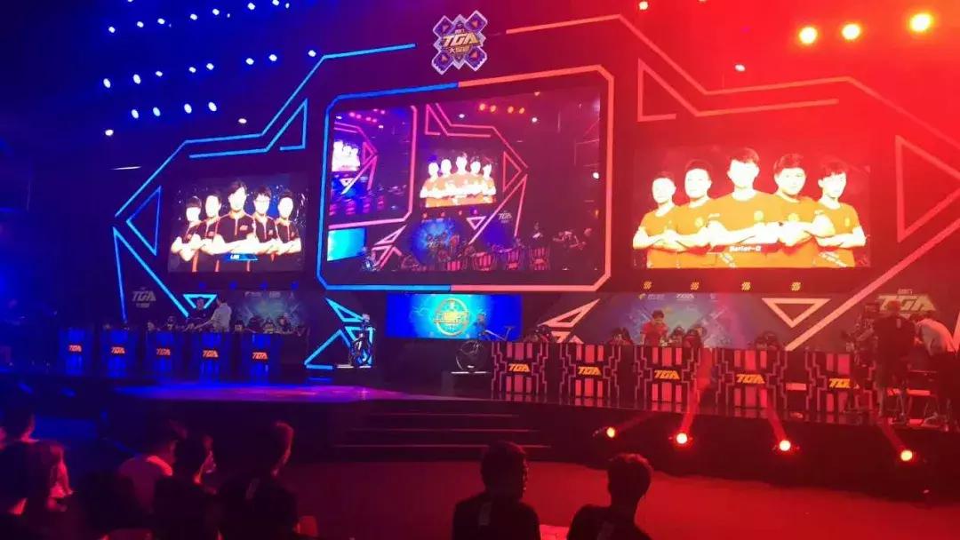 澶╂触浼楄仈鐢电珵璧涢,澶╂触浼楄仈鐢电珵