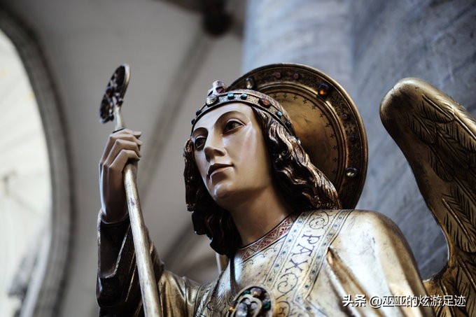 琚獕涓烘娲查閮界殑甯冮瞾濉炲皵 (娆ф床棣栭兘甯冮瞾濉炲皵)