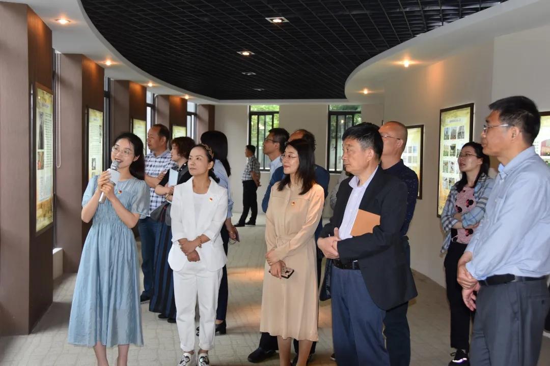 综合督导促发展砥砺奋进谱新篇——无锡市新吴区江溪小学