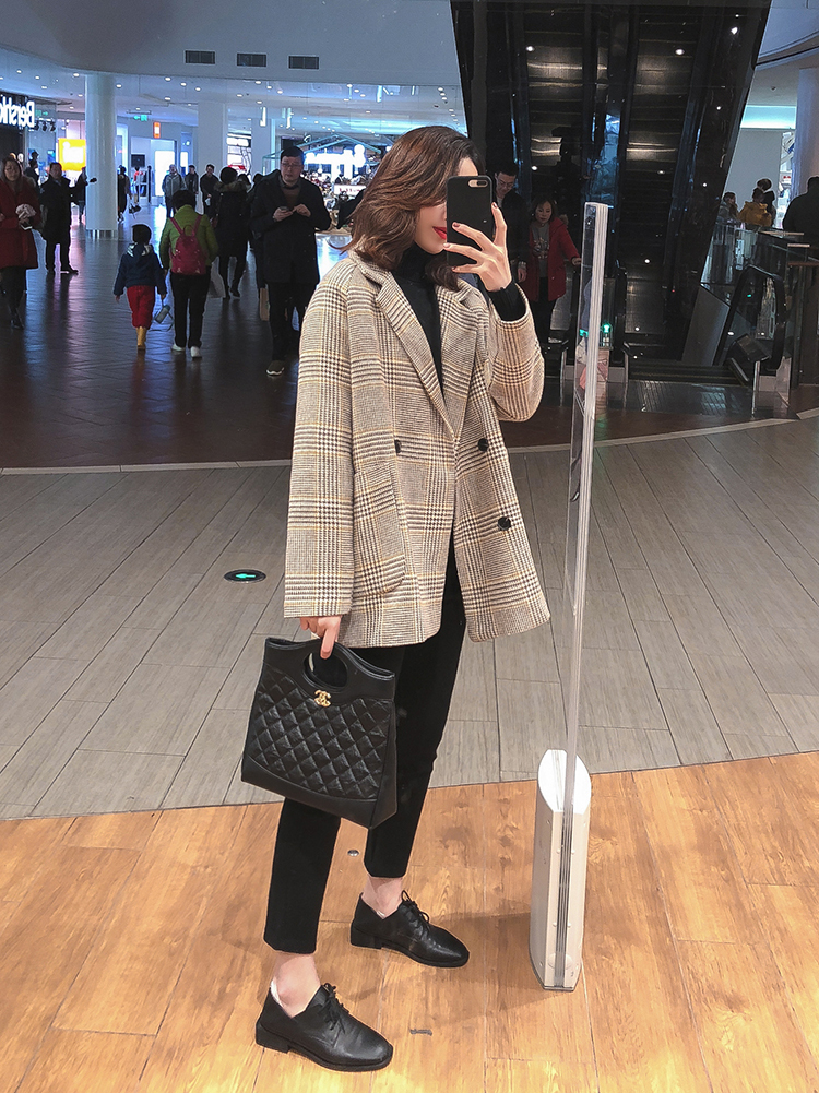韩系中长款外套穿搭,冬季小香风毛呢外套